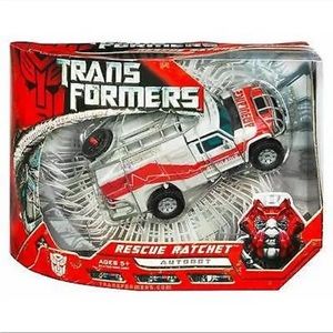Voyager Class Rescue Ratchet | Transformers the Movie Hasbro